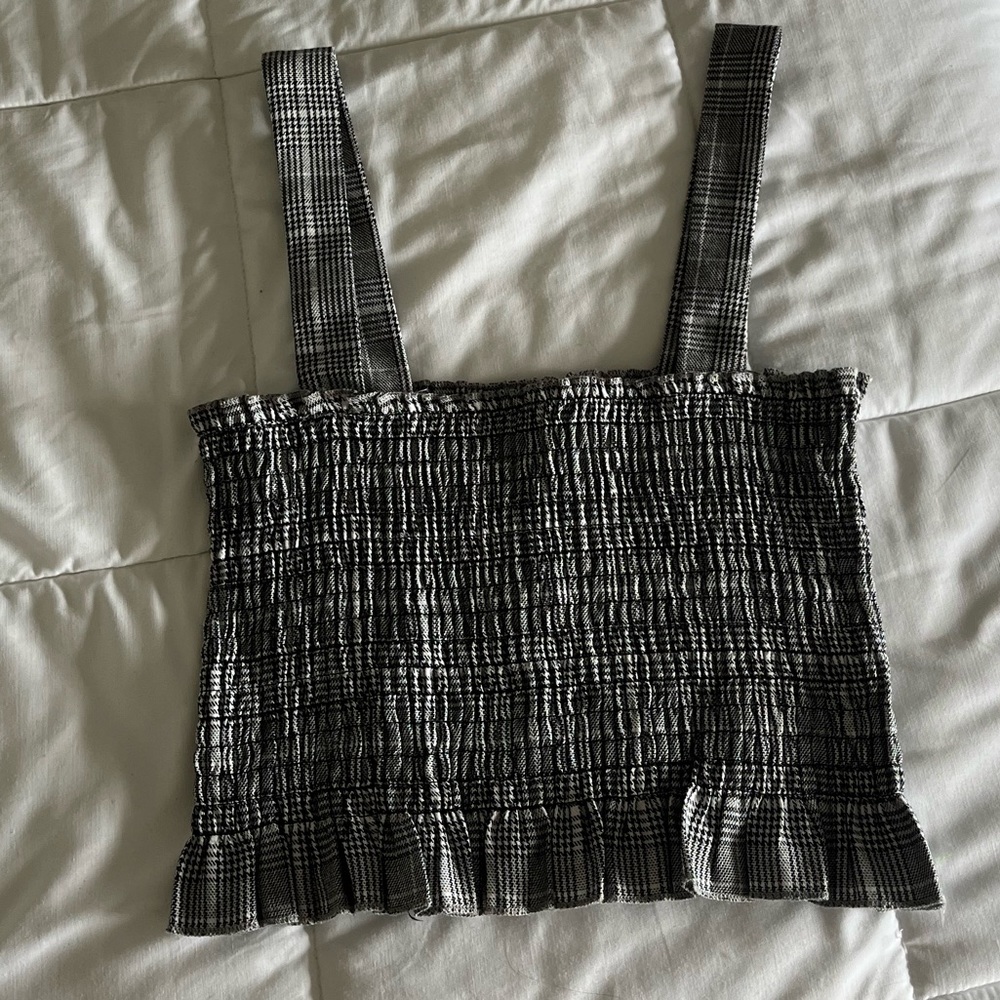 kendall and kylie crop top